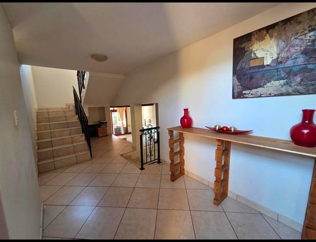 4 BEDROOM PROPERTY TO RENT IN WATERKLOOF RIDGE